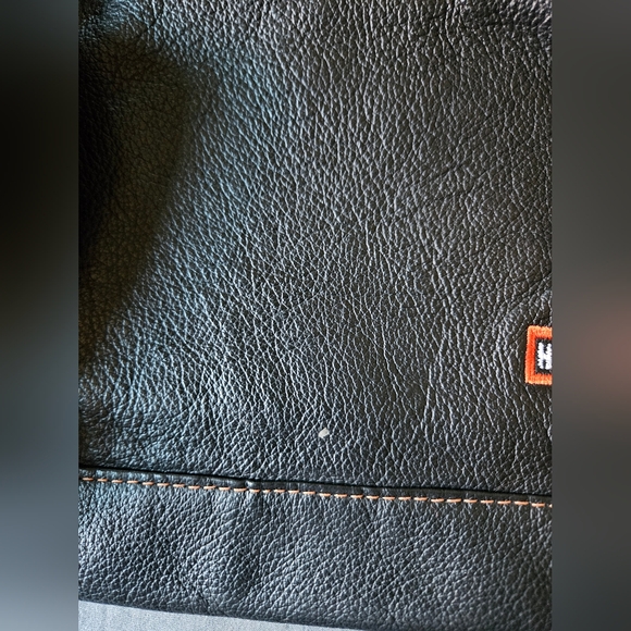 Harley Davidson Genuine Pebbled Leather Black Shoulder Bag - Picture 8 of 13